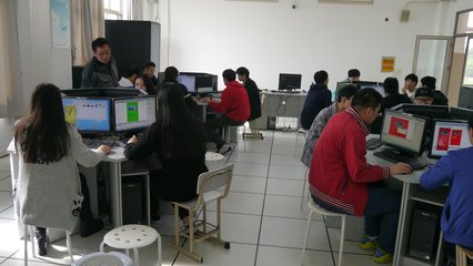 震旦學(xué)院機電工程學(xué)院 數(shù)字引領(lǐng)未來，卓越成就夢想